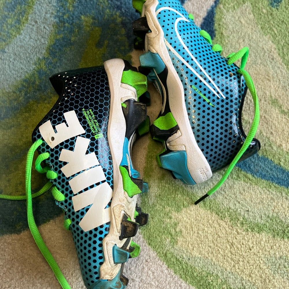 Nike Kids Black and Blue Sneakers